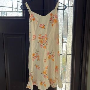 Brand new old navy dress. Size small. Color is white.